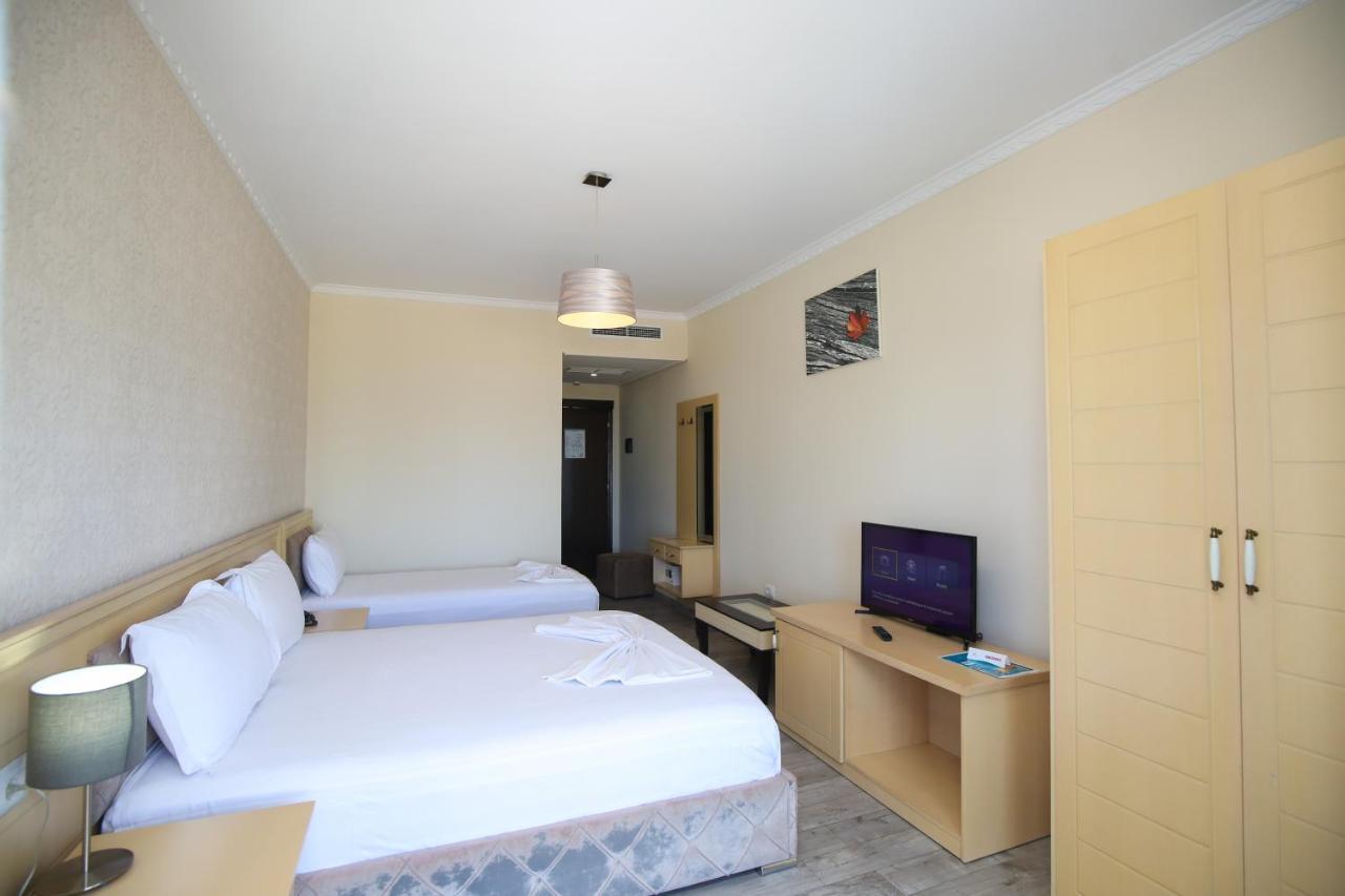 Hotel Summer Stars فلورا المظهر الخارجي الصورة